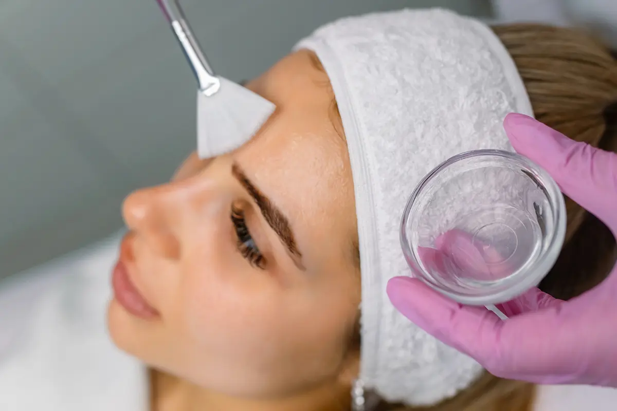 التقشير الأصفر في الامارات